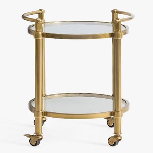 Chariot de bar en laiton avec 2 étagères en verre et 4 roulettes pivotantes, chariot de service contemporain pour hôtel, chariot à boissons - Product Image 1