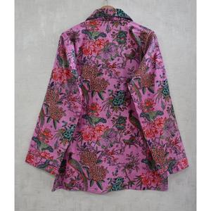 Conjunto de Pijama de Algodón con Estampado Floral Hecho a Mano, Ropa de Dormir Cómoda para Mujer - Product Image 5