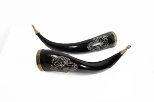 Jarra de Cerveza Vikinga Personalizada, Hecha a Mano, Tallada, de Arte Popular, Ecológica, de Alta Calidad, Pulida, Estilo Americano, Reutilizable y a Prueba de Fugas - Product Image 2