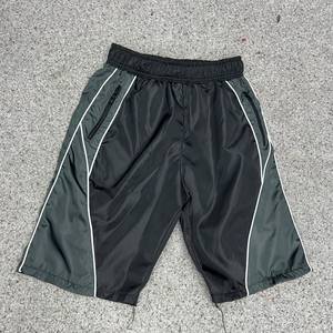 กางเกงขาสั้นชายลายเปลวไฟ REXFIT SPORTS ผ้าแคนวาส 100% คอตตอน แต่งโลโก้ ปักลายดิจิตอล ระบายอากาศได้ดี เอวกลาง สไตล์ลำลอง - Product Image 3