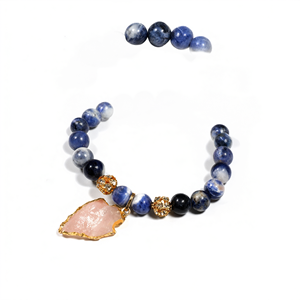 Bracelet en Sodalite avec pointe de flèche en Quartz Rose - Accessoire de mode en cristal - Product Image 2