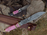 Nouvelle édition haut de gamme : Couteau à lame fixe en acier Damas personnalisé, type Bowie, pour la chasse et la survie, avec manche en laiton et pierre rose, objet de collection