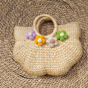 Bolso de mano elegante y moderno para mujer, bolso de ratán, bolso de paja para vacaciones de verano, se acepta OEM, logotipo personalizado de fábrica de Vietnam. - Product Image 4