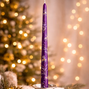 Bougie conique de luxe peinte à la main, violette, motif floral doré, en cire de paraffine, parfum rose, sans fumée, pour la décoration de Noël à la maison - Product Image 1