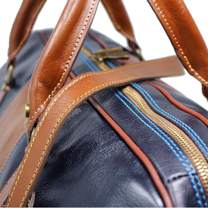 กระเป๋าหนังแบบ unisex  ปิดซิป  มีช่องใส่ของหลายช่อง  สูง 17 นิ้ว  กระเป๋าเดินทาง  กระเป๋าเป้สะพายหลังสำหรับเดินป่า  กันน้ำ  รับผลิตแบบ OEM ODM - Product Image 4