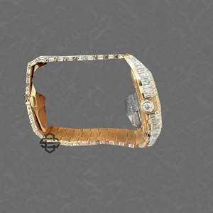 Montre de luxe classique à quartz, cadran en verre moissanite, boîtier carré en acier inoxydable de 20 mm, date élégante, mouvement ETA, best-seller - Product Image 3