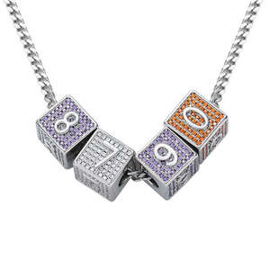 Globe glacé très demandé, plaqué rhodium, serti de micro-pavés de strass en cristal, thème luxe, personnalisé, hip-hop, unisexe, pour usage quotidien - Product Image 3