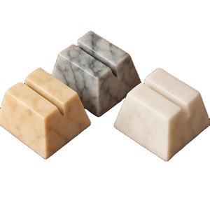 Ensemble de porte-cartes de table en bloc de marbre massif, support moderne en pierre pour cartes nominatives de table, présentoir de cartes d'invités de mariage, support de mémos de bureau, nouveauté - Product Image 1