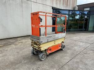จัดส่งรวดเร็ว รถกระเช้าไฟฟ้าแบบขับเคลื่อนด้วยตัวเอง JLG 1930ES ความสูง 12.2 เมตร รับน้ำหนักได้ 1000 กิโลกรัม แพลตฟอร์มทำงานยกสูงเคลื่อนที่ได้ ทำจากอะลูมิเนียม - Product Image 6