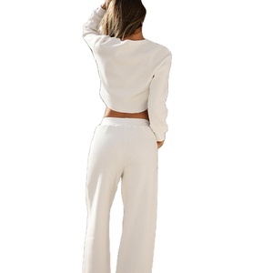 Ensembles féminins gaufrés à la mode pour femmes Crop Top Sweater Wide Leg Pant Suits Ladies Loose Casual Two-piece Sets 2026 - Product Image 4