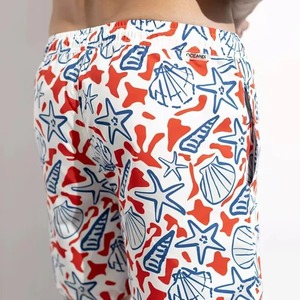Shorts de plage pour hommes imprimés par sublimation de qualité supérieure, résistants à la décoloration, séchage rapide, avec doublure intérieure douce - Product Image 6