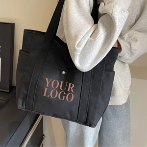 Bolsa de lona de algodón negra con logotipo y tamaño personalizados, ideal para compras y viajes - Product Image 4