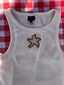 Traje de Baño Verde de Lujo Hecho a Mano en Spandex/Nylon con Escote Profundo en V, Lentejuelas y Cuentas, Bikini de 1 Pieza, Ecológico y Elástico - Product Image 4