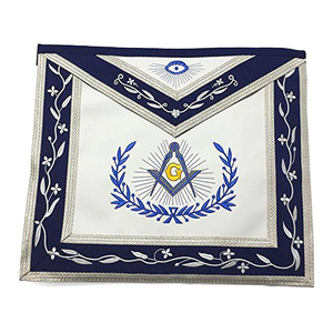 Tablier maçonnique personnalisé brodé avec bordure bleue, garniture argentée et sangle d'épaule réglable – Fabricant - Product Image 2