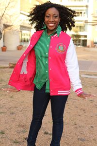 Chaqueta Varsity con Mangas Ajustables y Logotipo Personalizado AKA 1908, Parches Bordados con el Escudo de la Corona, Estilo Vintage, Chaqueta Bomber de Gran Peso - Product Image 3