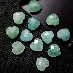 Piedra Preciosa de Aguamarina Natural en Forma de Corazón Facetada de 10 mm, Colgante de Corazón Tallado a Mano, Piedra Suelta al por Mayor para Fabricación de Joyería - Product Image 6