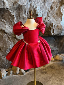 ชุดเดรสฤดูร้อนสำหรับเด็กผู้หญิงอายุ 1-10 ปี แบบขายส่ง ODM ปรับแต่งได้ หลายสี ดีไซน์แบบผูกคอ แขนกุด ลายการ์ตูน สไตล์ลำลอง - Product Image 3