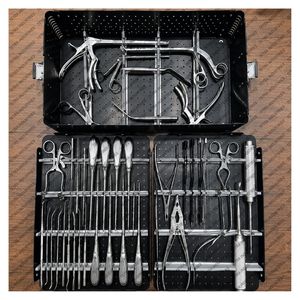 Juego de Instrumentos Quirúrgicos Ortopédicos Manuales para Cirugía Lumbar Espinal, Estuche de Esterilización, Acero Inoxidable, Herramientas Quirúrgicas de Alta Calidad, CE ISO - Product Image 1