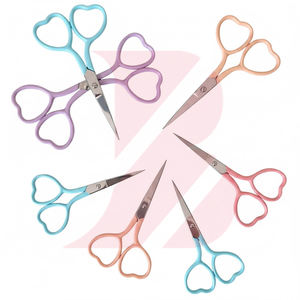 Tijeras de Bordado Duraderas y Ligeras, Totalmente Personalizadas, Servicio OEM ODM, Tijeras con Forma de Corazón, Tijeras con Mango de Corazón de Lujo - Product Image 5
