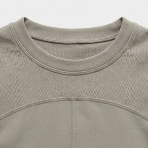 Ensemble de sport deux pièces sexy pour femme : soutien-gorge et haut de yoga, tenue de fitness, vêtements de sport pour la gym, tenue d'exercice, survêtement athlétique avec logo personnalisé - Product Image 4