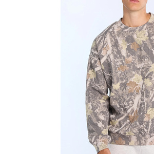 Sudadera Clásica con Cuello Redondo y Estampado de Camuflaje para Hombre y Mujer, Cómoda Sudadera Verde Camuflada para un Estilo Casual Urbano - Product Image 2