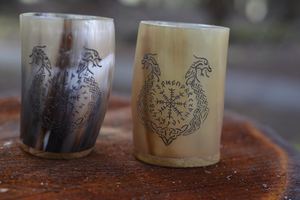 Mug à bière artisanal en corne de buffle avec bordure en laiton, de haute qualité, pour l'eau ou la bière. - Product Image 5