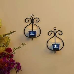 Juego de apliques de pared de metal con diseño de pergamino, hechos a mano, con copa de vidrio azul, estilo vintage, construcción duradera, brillo suave, decoración para el hogar - Product Image 2