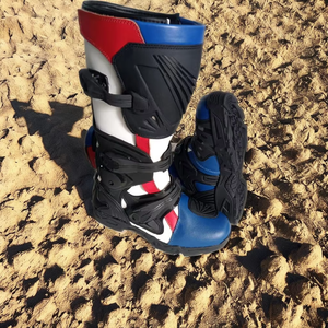 Botas de Motocross de Alta Gama, Botas de Motociclista de Cuero para Aventura, de Secado Rápido y Transpirables - Product Image 1