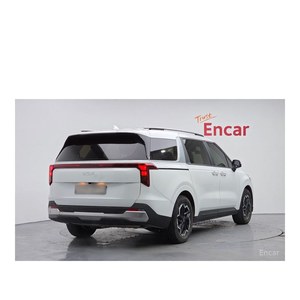 Kia Carnival Prestige 2024, 9 Plazas, Caja de Cambios Automática, Cámara Trasera, Diésel, Emisión Euro V, 22,669 km, Asientos de Cuero, Volante a la Izquierda - Product Image 2