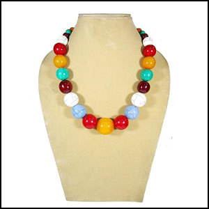 Collier Multicolore Fait Main en Résine Perlée, Style Féerique, Musical et Religieux, Design Américain Bomenain, Accessoires pour Femmes - Product Image 2