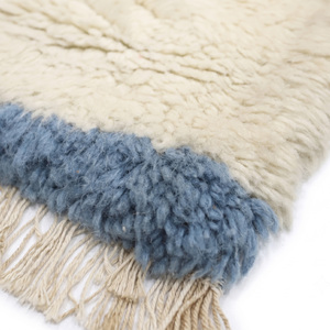 Tapis en laine rayé horizontal bleu poussière ivoire, superposé, moelleux, antidérapant, écologique, pour salon et hôtel moderne - Product Image 5