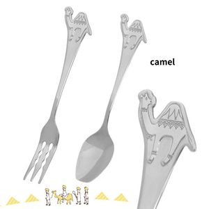 Cucharas y tenedores de cubiertos de diseño animal de acero inoxidable japonés elegante para servir postres en cocina y restaurante - Product Image 3