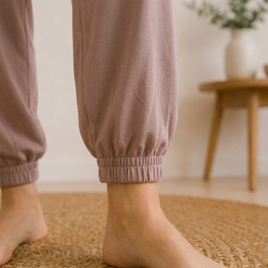Ensemble de pyjama pour femmes en deux pièces, polyester viscose certifié OEKOTEX, doux, anti-boulochage - Product Image 4