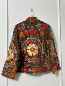 Elegante Chaqueta Bomber Sujani para Mujer, Reversible, Acolchada, Transpirable, Ecológica, de Terciopelo de Algodón Bordado Marrón, Tejido de Punto - Product Image 5