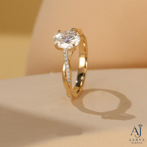 แหวนหมั้นมอยส์ซาไนต์ทรงรีสำหรับผู้หญิง ชุบทอง 14K แบบหนามเตย ดีไซน์วงแหวนบิดเกลียว เครื่องประดับเจ้าสาว - Product Image 6