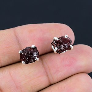 Vintage Fancy Design Style Stud <b>Earrings</b> 925 <b>Solid</b> Sterling <b>Silver</b> Natural Garnet Stones Wedding Party Gift Anniversary Jewelry - Product Image 4