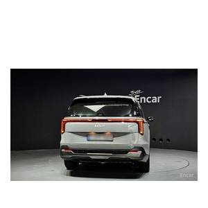 Kia Carnival HEV 2024 de 7 Plazas con Asientos de Cuero, Caja de Cambios Automática, Cámara Trasera, 38,157 km, Color Gris Grafito - Product Image 4