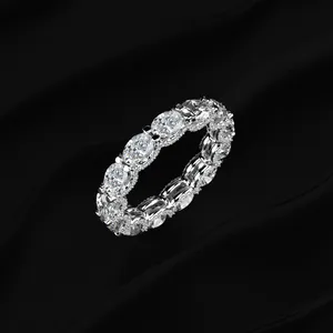 แหวนเพชรทรงรี VVs-VS Clarity IGI รูปทรงเฟอร์ริสวีล วงแหวนเพชรแบบ Eternity ทองคำขาว 14K เครื่องประดับชั้นดี ดีไซน์หรูหราสำหรับผู้หญิง - Product Image 3