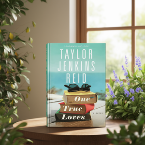 One True Loves de la autora Taylor Jenkins Reid, libro de bolsillo con tapa blanda personalizada - Product Image 3