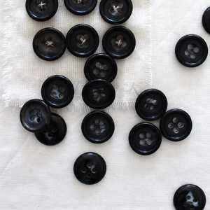 Botones de Cuerno de Búfalo Natural al por Mayor, Acabados y Coloridos para Accesorios de Ropa, Alta Calidad - Product Image 6
