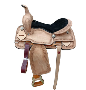 Silla de montar Western de cuero color canela claro para carreras de barriles, con diseño floral grabado a mano, asiento acolchado negro y juego de arreos, 10-18 pulgadas - Product Image 1