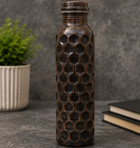 Bouteille d'eau hexagonale en cuivre martelé noir antique, gourde de voyage portable au design rétro, vaisselle métallique écologique - Product Image 5