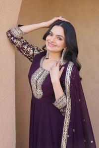Vestidos Anarkali étnicos indios con lentejuelas bordadas y dupatta para mujer, ropa tradicional india para bodas. - Product Image 3