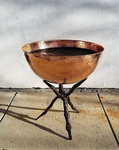 Brasero décoratif en cuivre pour extérieur, bol artisanal en métal, centre de chauffage élégant, ornement de jardin et de patio pour l'aménagement extérieur moderne - Product Image 6