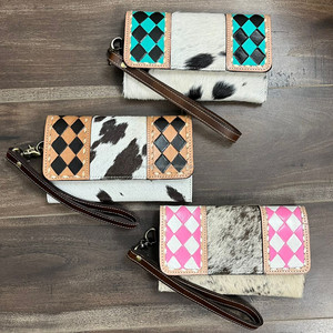 Nouveau Stock prêt OEM Service élégant usiné à la main en cuir à carreaux pochette de bracelet prix de gros Designer Long portefeuille pour les femmes - Product Image 3