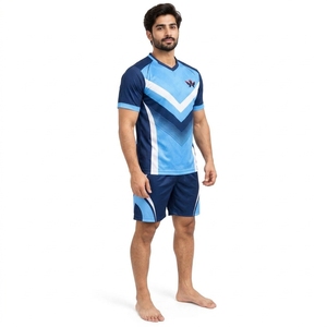 Tenue de football haut de gamme avec matériau à séchage rapide, finition soignée et construction robuste, idéale pour les commandes d'équipe et l'entraînement - Product Image 2