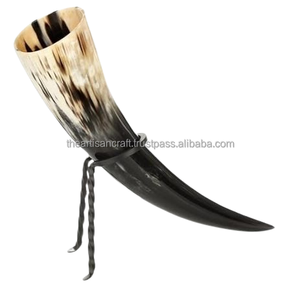 Corne de buffle Corne à boire Style Viking avec support en fer Corne à boire à la main Corne naturelle par artisanat artisanal - Product Image 1