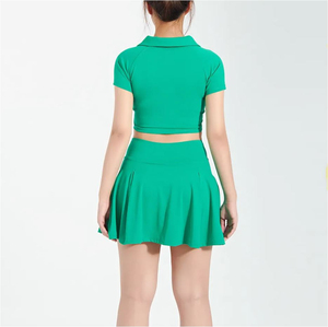 Nouvel ensemble de tennis vert pour femme : crop top et jupe, anti-humidité, manches courtes, ajusté, vêtement d'été, jupe de sport imprimée avec logo - Product Image 2