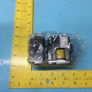 สวิตช์แม่เหล็ก FUJI SRCA3931-02, 163159 - อุปกรณ์และอะไหล่เซมิคอนดักเตอร์ระดับโลกที่เชื่อถือได้ - Product Image 2