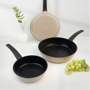 กระทะอลูอาร์ท เอเค โนนสติ๊ก- สีงาช้าง - Product Image 3